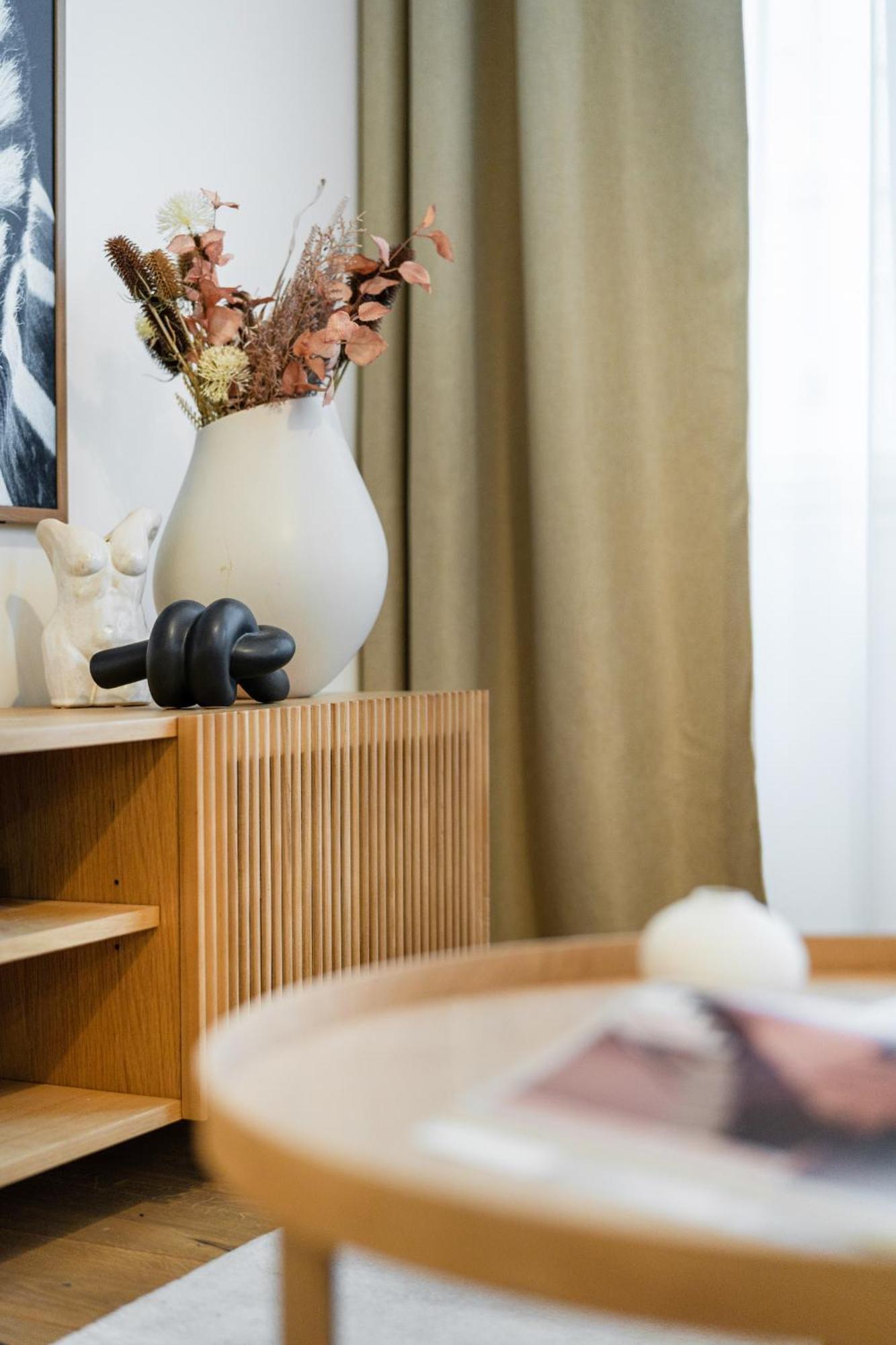 Cozy Wenceslas Square 700m Apartment, Prag